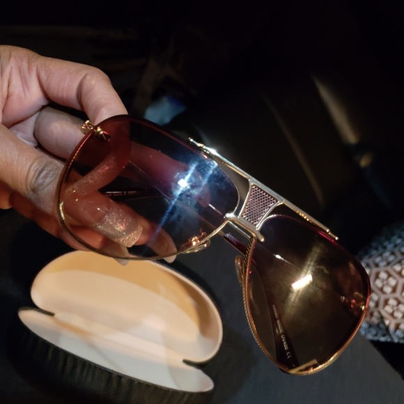 Luxury Oversized Aviators - Picture 6 of 7